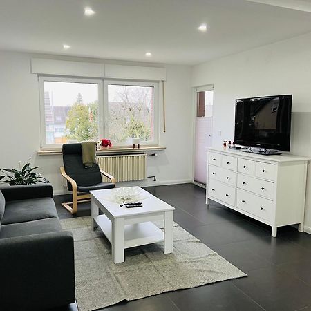 Elegante Apartment In Erftstadt Mit Balkon, Zentral, Bahnhof Nah, Phantasialand Bruehl Bei Cologne Exterior foto