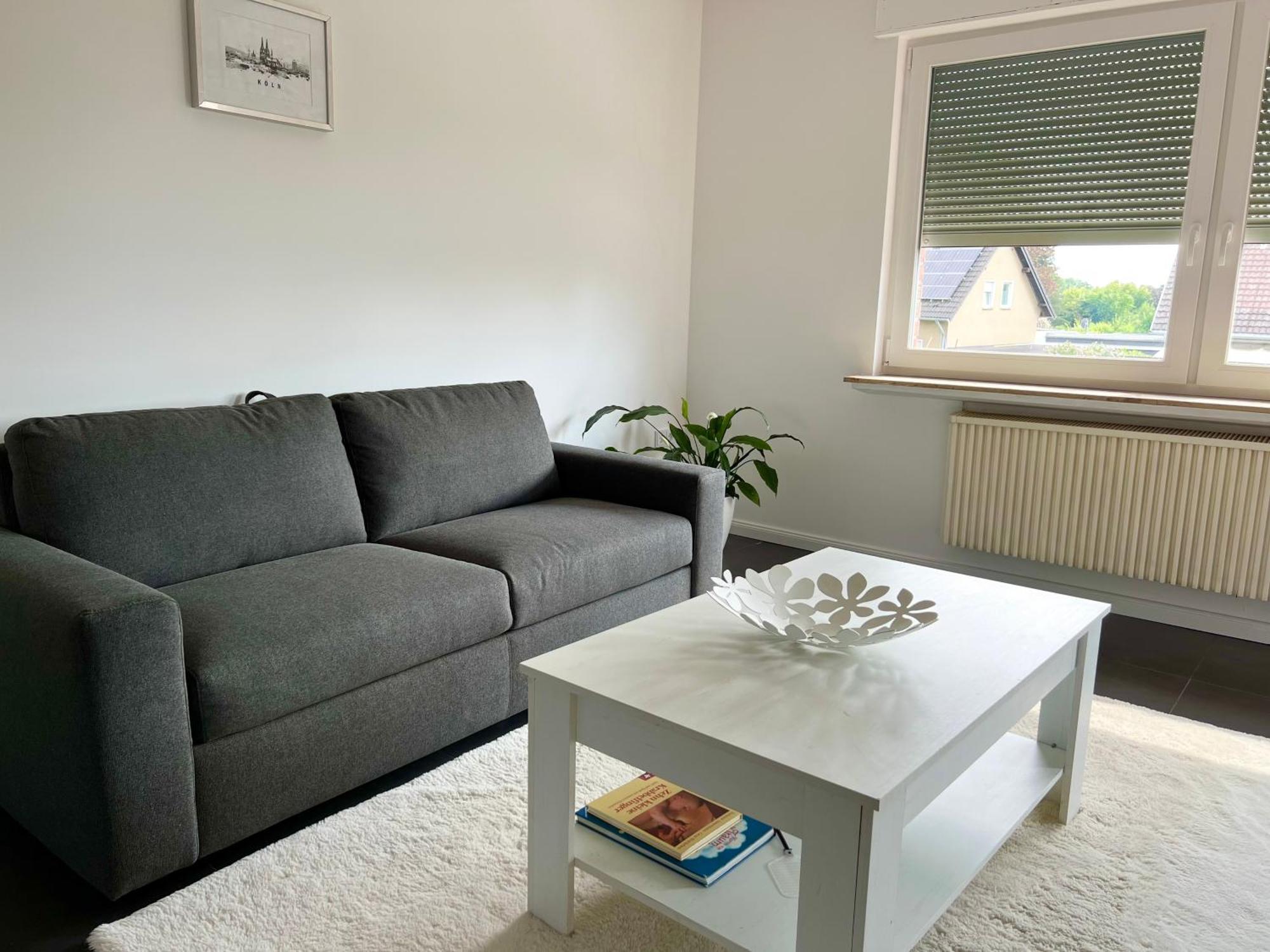 Elegante Apartment In Erftstadt Mit Balkon, Zentral, Bahnhof Nah, Phantasialand Bruehl Bei Cologne Exterior foto