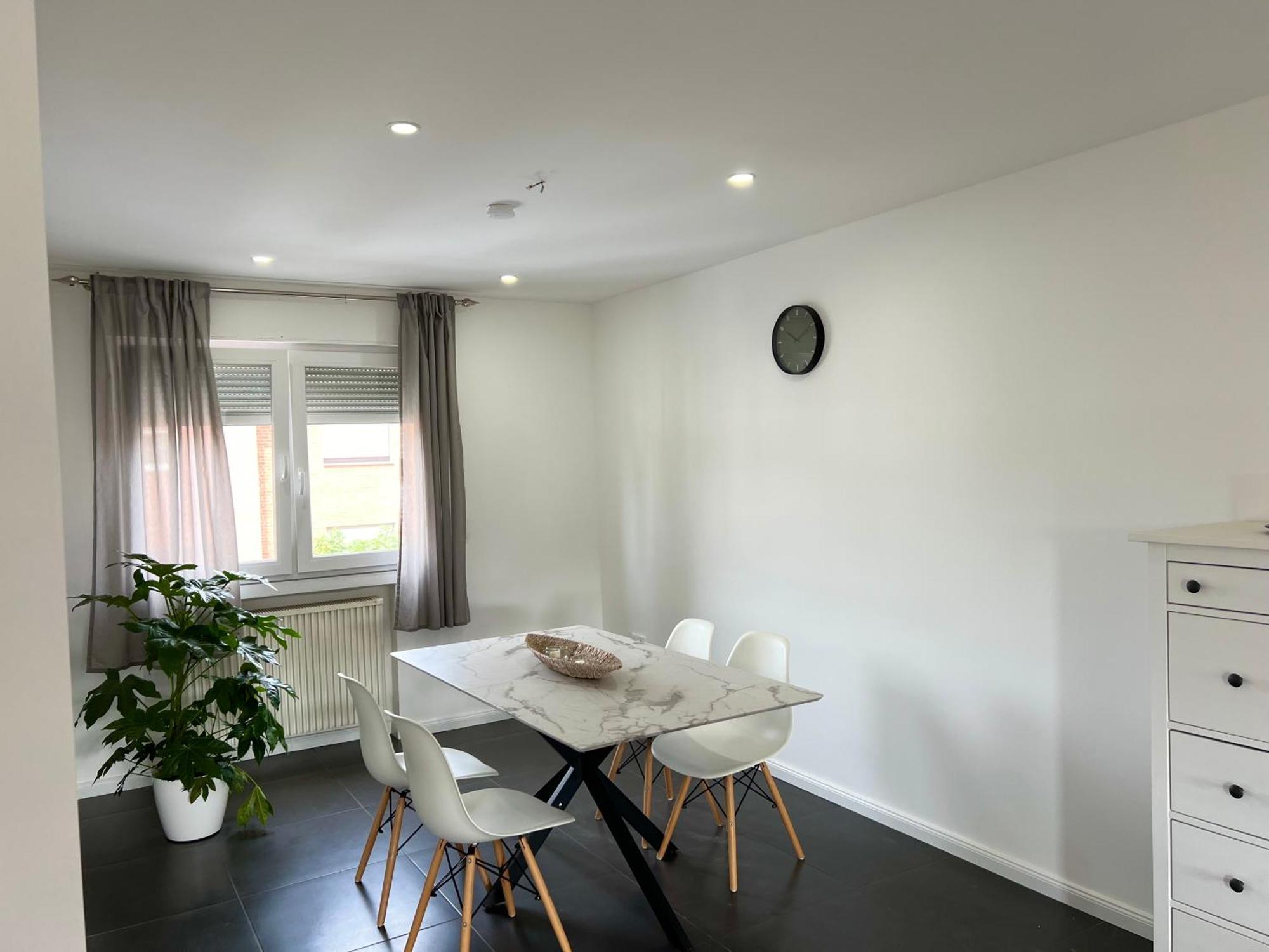 Elegante Apartment In Erftstadt Mit Balkon, Zentral, Bahnhof Nah, Phantasialand Bruehl Bei Cologne Exterior foto