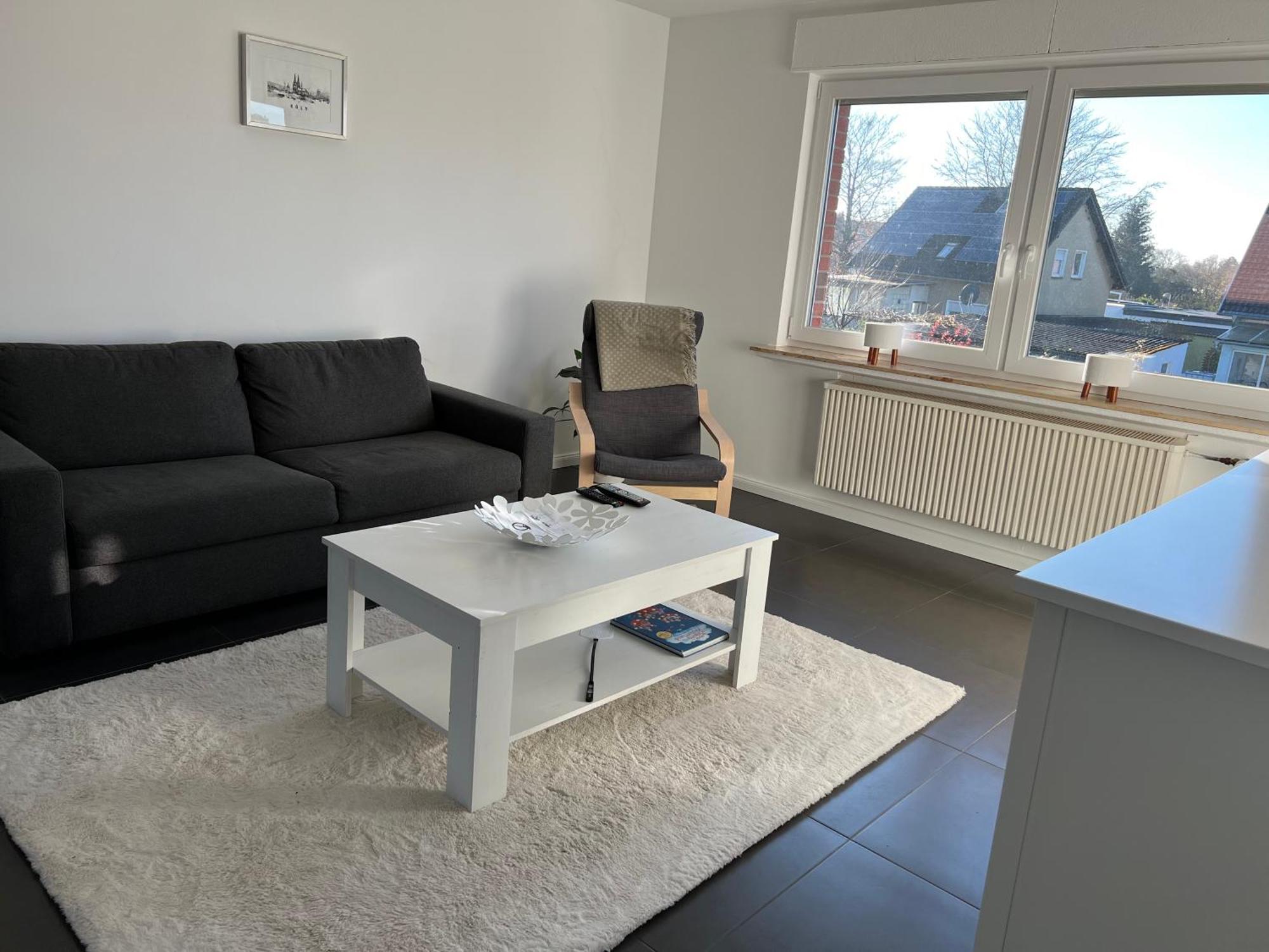 Elegante Apartment In Erftstadt Mit Balkon, Zentral, Bahnhof Nah, Phantasialand Bruehl Bei Cologne Exterior foto
